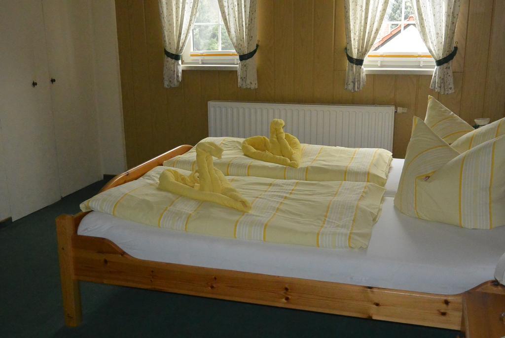 เพนชั่น อิมเมอร์กรึน Hotel คัวร์ออร์ทโยนส์ดอร์ฟ ภายนอก รูปภาพ